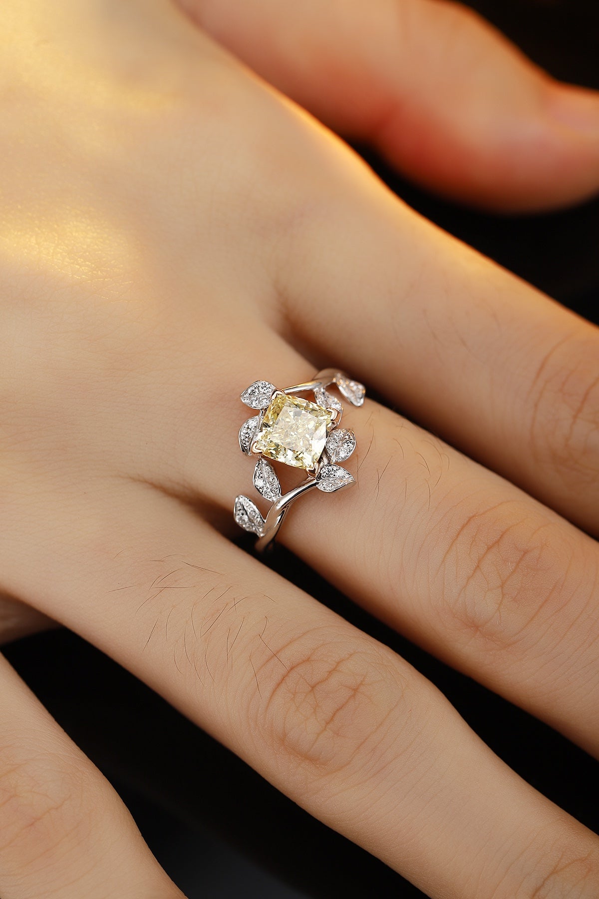 Golden Fleur 18K Lab-Grown Yellow Diamond Ring